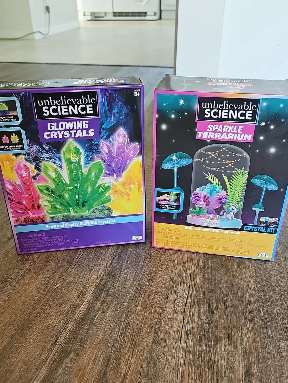 Unbelievable Science Glowing Crystals & Sparkle Terrarium Kit - Pink/Green/Blue